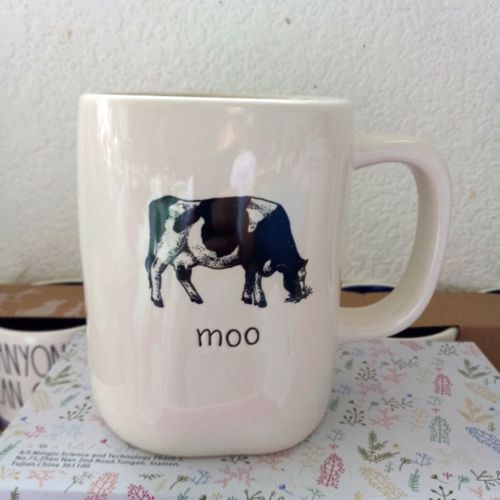 Rae Dunn MOO mug